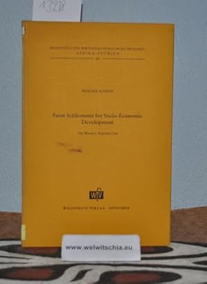 Bild des Verkufers fr Farm settlements for socio-economic development : The Western Nigerian case. zum Verkauf von Antiquariat Welwitschia Dr. Andreas Eckl