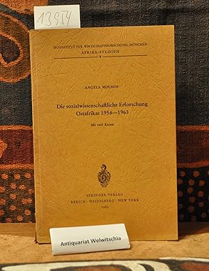 Seller image for Die sozialwissenschaftliche Erforschung Ostafrikas 1954 - 1963. Kenya, Tanganyika/Sansibar, Uganda. for sale by Antiquariat Welwitschia Dr. Andreas Eckl