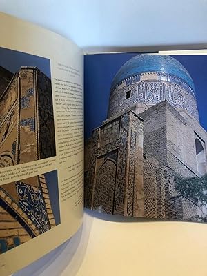 Image du vendeur pour TOMBS OF PARADISE The Shah-e Zende in Samarkand and architectural ceramics of Central Asia mis en vente par Worlds End Bookshop (ABA, PBFA, ILAB)