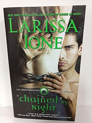 Imagen del vendedor de Chained By Night (Moonbound Clan Vampires, Band 2) a la venta por Fleur Fine Books