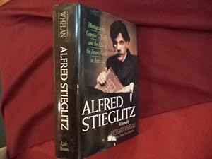Bild des Verkufers fr Alfred Stieglitz. A Biography. Photography, Georgia O'Keefe, and the Rise of the Avant-Garde in America. zum Verkauf von BookMine