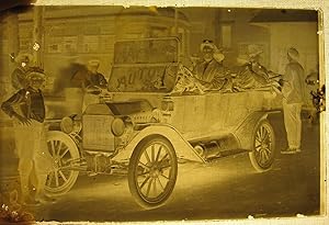 ANTIQUE GLASS NEGATIVE PHOTO 1915 IL LICENSE PLATE HAYTON'S AUTO TAXI 5 CENTS