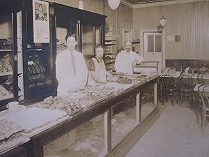 ANTIQUE BAKERY MARCH 1926 BROOKLYN NY OR BALTIMORE PASTRY NATIONAL CASH PHOTO