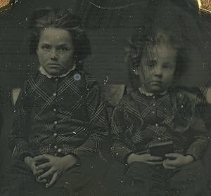 ANTIQUE DAGUERREOTYPE AMERICAN WILD HAIR BROTHERS HOLD DAG OR BOOK UNUSUAL PHOTO