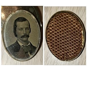 ANTIQUE VICTORIAN MOURNING JEWELRY HAIR WEAVE BLUE EYE MAN FASHION TINTYPE PHOTO