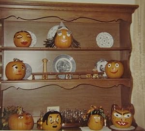 VINTAGE AMERICAN MID MOD ANGRY HAPPY PAINTED PUMPKINS CHARGERS HALLOWEEN PHOTO