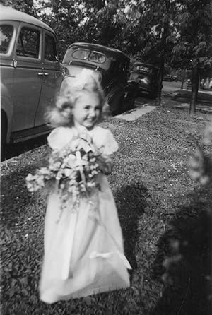 VINTAGE ARTISTIC BABY BRIDE BEAUTY PAGEANT LIKE DRESS BOUQUET BLONDE GIRL PHOTO