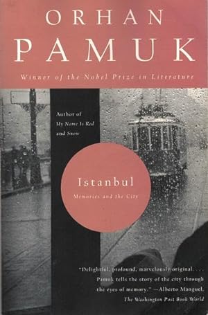 Immagine del venditore per Istanbul: Memories and the City venduto da LEFT COAST BOOKS