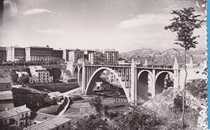 TERUEL. 34 - VISTA PARCIAL Y VIADUCTO. EDICIONES SICILIA. NO CIRCULADA (Postales/España Moderna (...