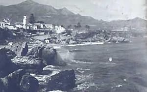 NERJA. MÁLAGA. PEÑAS DE LOS CANGREJOS. FOTOS JOSÉ PADIAL. CIRCULADA EN 1960. (Postales/España Mod...