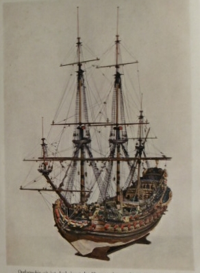 Seller image for Beschrijvende catalogus der scheepsmodellen en scheepsbouwkundige teekeningen 1600-1900. 2e druk. for sale by Gert Jan Bestebreurtje Rare Books (ILAB)