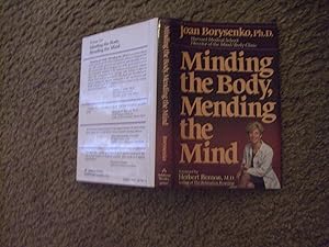 Bild des Verkufers fr Minding the Body, Mending the Mind zum Verkauf von Oisamot Books