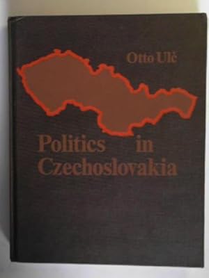 Imagen del vendedor de Politics in Czechoslovakia a la venta por Cotswold Internet Books