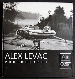 Immagine del venditore per Alex Levac: Photography. Our Country venduto da Design Books