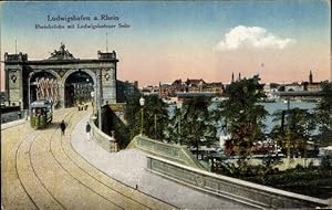 Bild des Verkufers fr Ansichtskarte / Postkarte Ludwigshafen am Rhein Rheinland Pfalz, Rheinbrcke mit Ludwigshafener Seite zum Verkauf von akpool GmbH