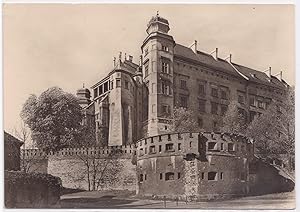 Bild des Verkufers fr AK Krakau Burg mit Turm Sigismundis III. und Hahnentritt ungelaufen zum Verkauf von GAENSAN Versandantiquariat
