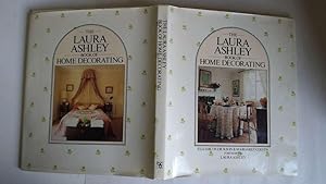 Immagine del venditore per The Laura Asley Book of Home Decorating venduto da Goldstone Rare Books