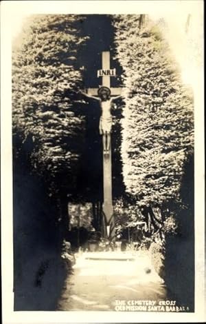 Bild des Verkufers fr Ansichtskarte / Postkarte Santa Barbara Kalifornien USA, The Cemetery Cross, Old Mission zum Verkauf von akpool GmbH