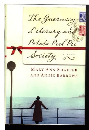 Seller image for GUERNSEY LITERARY AND POTATO PEEL PIE SOCIETY. for sale by Bookfever, IOBA  (Volk & Iiams)