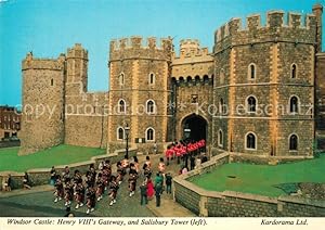 Seller image for Postkarte Carte Postale Leibgarde Wache Windsor Castle Henry VIII's Gateway Salisbury Tower for sale by Versandhandel Boeger