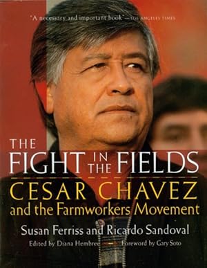 Imagen del vendedor de Fight in the Fields : Cesar Chavez and the Farmworkers Movement a la venta por GreatBookPrices