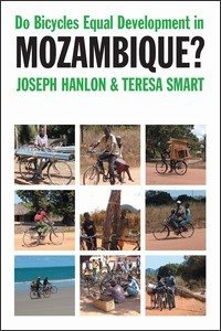 Bild des Verkufers fr Do Bicycles Equal Development in Mozambique? zum Verkauf von GreatBookPrices