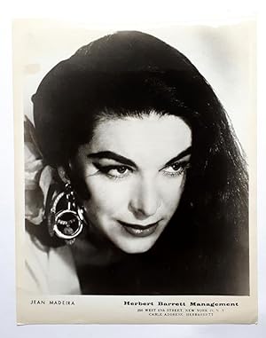 Jean Madeira als Carmen, orig. s/w Vintage 20,3x26 cm, Fotograf: unbekannt, recto Signet von Herb...