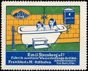 Bild des Verkufers fr Reklamemarke Kinder baden in Badewanne - Montia Badeofen zum Verkauf von Veikkos