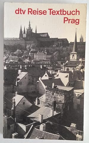 Bild des Verkufers fr dtv Reise-Textbuch Prag. Ein literarischer Begleiter auf den Wegen durch die Stadt. zum Verkauf von Antiquariat Buecher-Boerse.com - Ulrich Maier