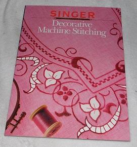 Immagine del venditore per Decorative Machine Stitch (Singer Sewing Reference Library) venduto da Pheonix Books and Collectibles
