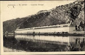 Ansichtskarte / Postkarte Givet Ardennes, Caserne Rougé, vue prise de la Meuse