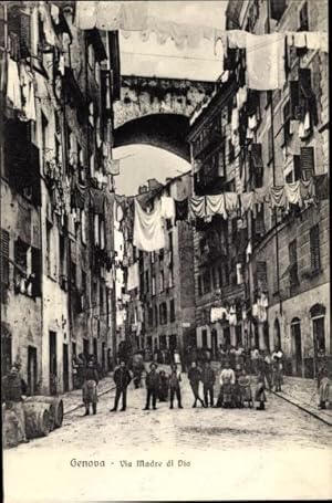 Bild des Verkufers fr Ansichtskarte / Postkarte Genova Genua Ligurien, Via Madre di Dio zum Verkauf von akpool GmbH