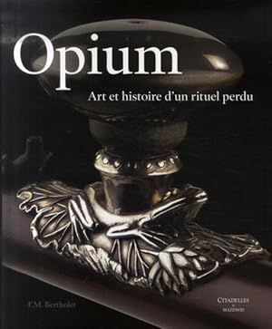 Imagen del vendedor de Opium a la venta por Chapitre.com : livres et presse ancienne