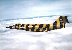 Imagen del vendedor de Postkarte Carte Postale Flugzeuge Militaria Royal Canadian Air Force CF-104D 104796 a la venta por Versandhandel Boeger