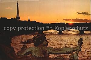 Bild des Verkufers fr Postkarte Carte Postale Paris Coucher de soleil sur la Seine vu du Pont Alexandre III zum Verkauf von Versandhandel Boeger