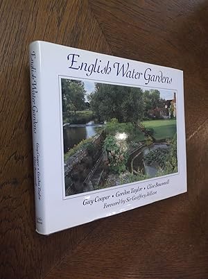 Image du vendeur pour English Water Gardens mis en vente par Barker Books & Vintage