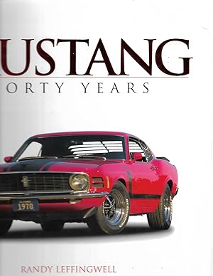 Immagine del venditore per Mustang: Forty Years venduto da Cher Bibler