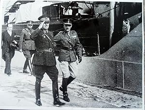 [Photograph of Fevzi Çakmak and General Papagos]. Photograph by Ny. Athens.