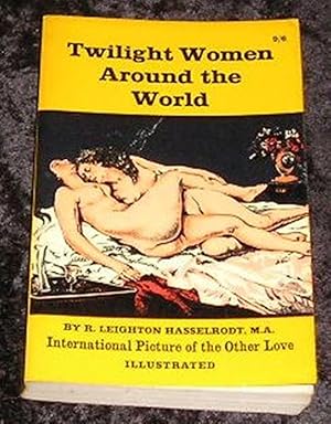 Imagen del vendedor de Twilight Women Around the World a la venta por Yare Books
