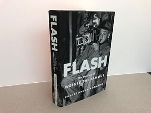 Imagen del vendedor de FLASH : The Making of Weegee the Famous (signed) a la venta por Gibbs Books