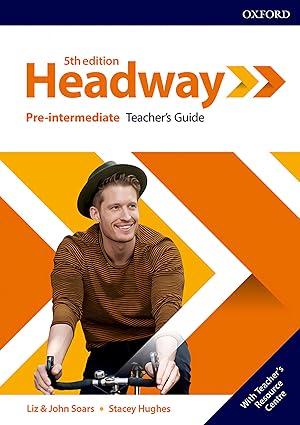 Imagen del vendedor de HEADWAY PRE INTERMEDIATE TEACHERS GUIDE AND RESOURCE PACK FIFTH EDITION amp/ Teacher's Resource Pack a la venta por Imosver