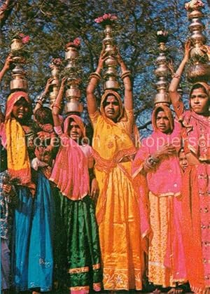 Bild des Verkufers fr Postkarte Carte Postale 72803744 Typen Indien Young Maidens heading for Gangour Worship Rajasthan India zum Verkauf von Versandhandel Boeger