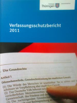 Bild des Verkäufers für Verfassungsschutzbericht Thüringen 2011 zum Verkauf von Versandantiquariat Jena