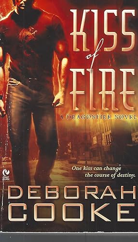 Imagen del vendedor de Kiss of Fire (Dragonfire, Book 1) a la venta por Vada's Book Store