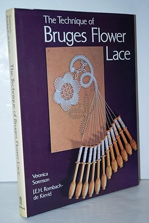 Imagen del vendedor de TECHNIQUE of BRUGES FLOWER LACE a la venta por Nugget Box  (PBFA)