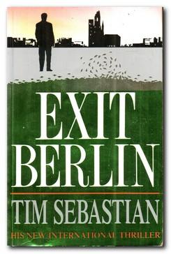 Image du vendeur pour Exit Berlin mis en vente par Darkwood Online T/A BooksinBulgaria