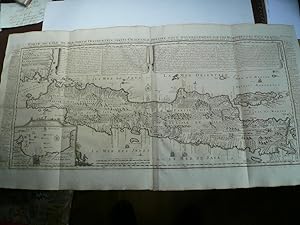 Image du vendeur pour Carte de L Ile de Java. Chatelain, anno 1719, very good condition and authentic map Carte de l'Ile de Java: Partie Occidentale, Partie Orientale, Dressee tout Nouvellement Sur Les Memoires Les Plus Exacts; By: Henri Abraham Chatelain Date: 1719 (published) Amsterdam Dimensions: 47x92 cm. (sheet). This is an authentic antique map of the island of Java showing portion of Sumatra and Bali. The map was produced for Chatelain s VII volume world atlas out of Amsterdam in 1719 This is without question, the most elaborate, and accurate large format map of the Island of Java and its coastline of the early 18th century. The city and port of Batavia (Jakarta) can be found in the northwest portion of the island as well as in a large insert in the mis en vente par Hammelburger Antiquariat