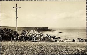 Bild des Verkufers fr Ansichtskarte / Postkarte Arromanches les Bains Calvados, Vue gnrale, Le Calvaire, Le Komet zum Verkauf von akpool GmbH