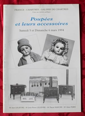 Image du vendeur pour POUPES & Accessoires Ours Cuisinires - Catalogue illustr Chartres 1994 mis en vente par Bouquinerie Spia