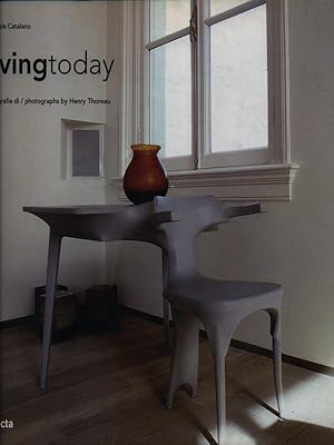 Seller image for Living today for sale by Librodifaccia